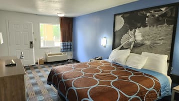 Habitación, 1 cama King size, para no fumadores | Wifi gratis, ropa de cama y despertador