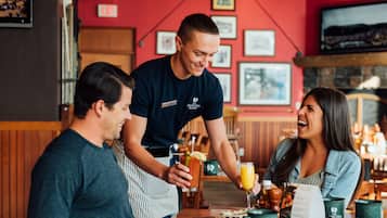 Desayuno completo todos los días (con cargo)