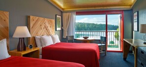 Premium bedding, pillowtop beds, blackout drapes, iron/ironing board - Lake House at High Peaks Resort (Lake Placid)