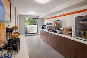Free continental breakfast
