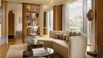 1 bedroom, Egyptian cotton sheets, premium bedding, free minibar items