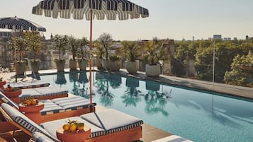 Indoor pool, seasonal outdoor pool, free cabanas, sun loungers