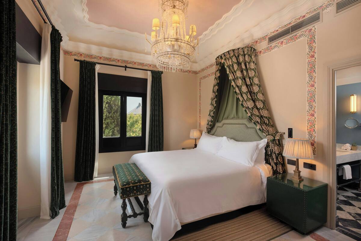 Premium Suite, 1 Bedroom | Premium bedding, down comforters, minibar, in-room safe