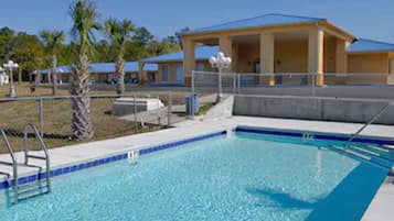 Piscina all'aperto