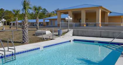 Days Inn by Wyndham DeFuniak Springs