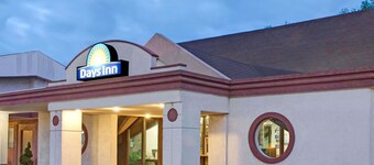 Days Inn by Wyndham Washington Pennsylvania