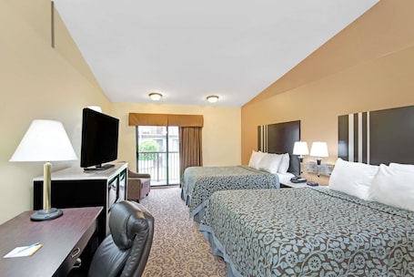 Desk, blackout curtains, free cots/infant beds, free WiFi. Days Inn by Wyndham Washington Pennsylvania