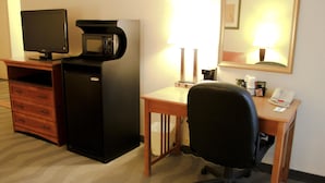 Room amenity - Comfort Inn & Suites Airport (North Syracuse)