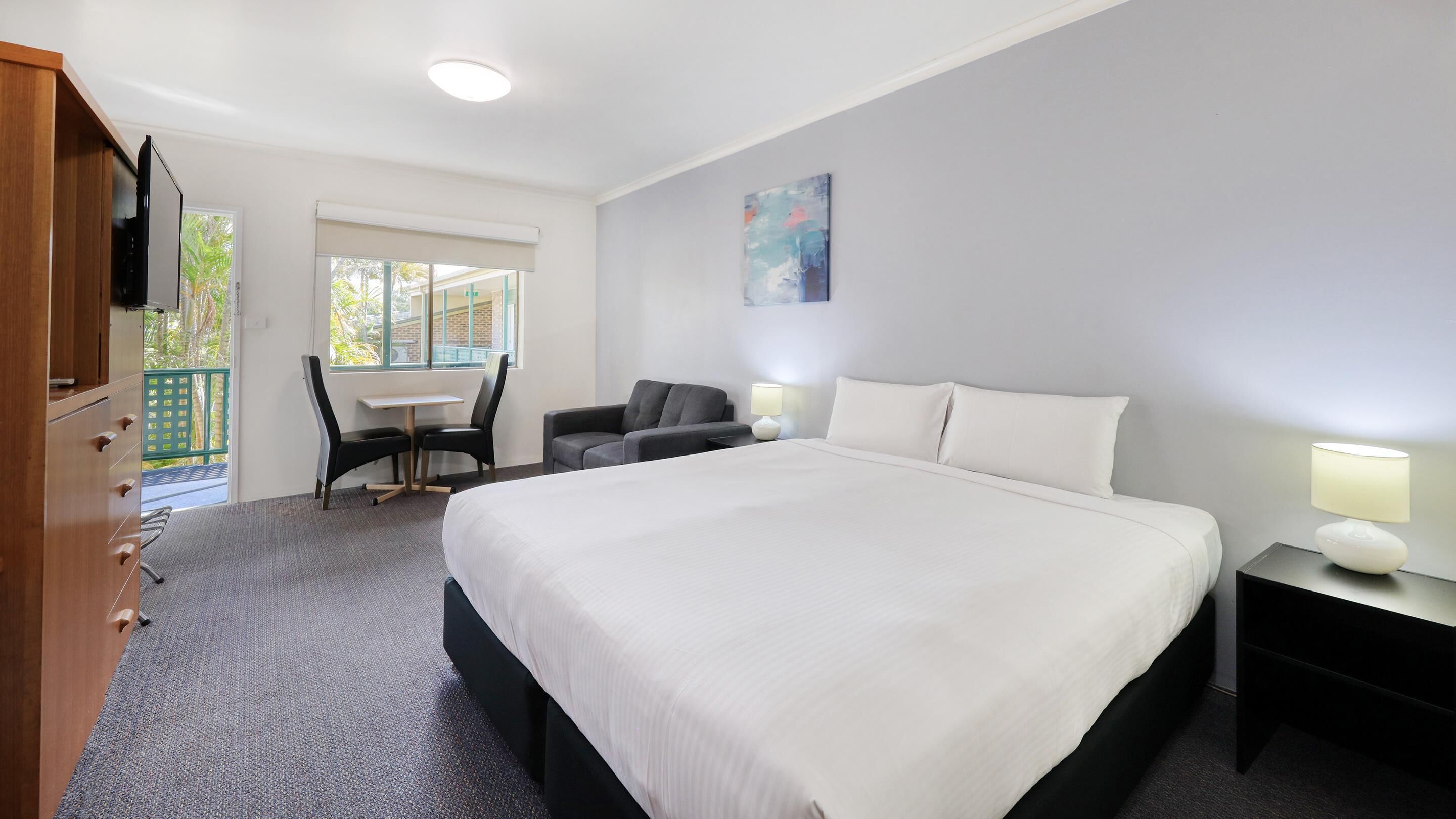 Deluxe Room, 1 King Bed, Non Smoking