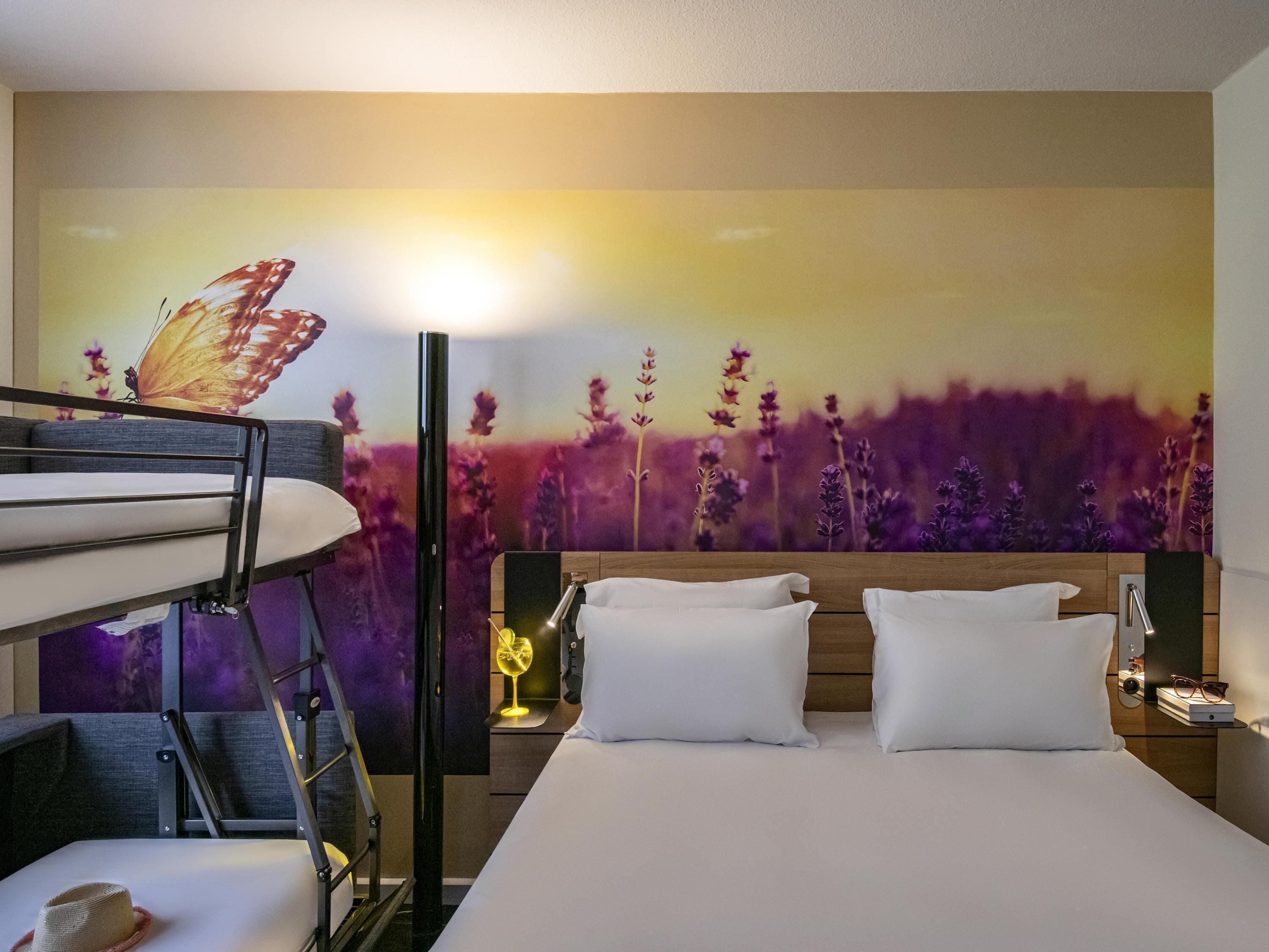 Ropa de cama de alta calidad y minibar 