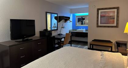 American Inn and Suites Bishop