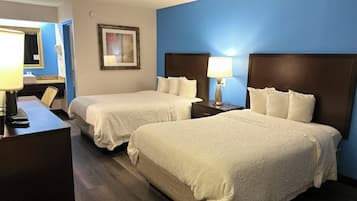 Deluxe Room, 2 Double Beds, Non Smoking | Blackout drapes, free cribs/infant beds, free WiFi, bed sheets