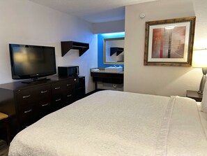 Habitación estándar, 1 cama de matrimonio grande, no fumadores | Cortinas opacas, cunas gratuitas, wifi gratis y ropa de cama