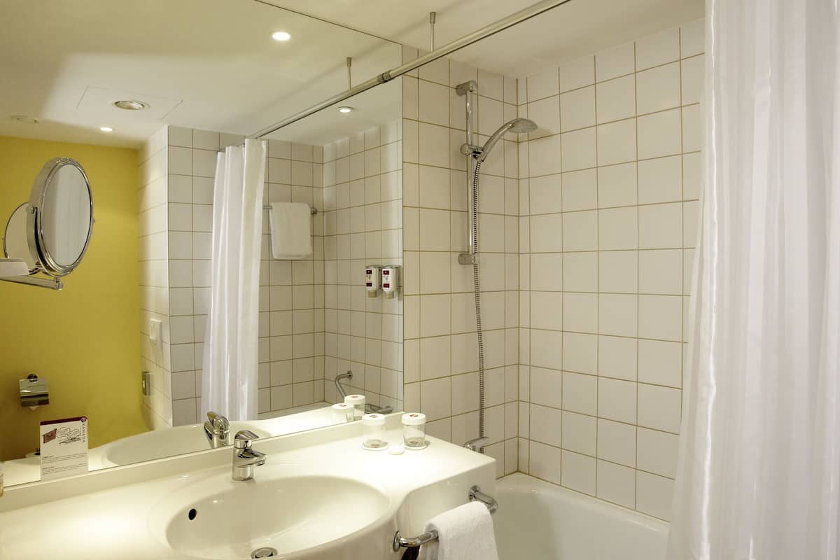 comfort double room | bathroom | hair dryer, towels