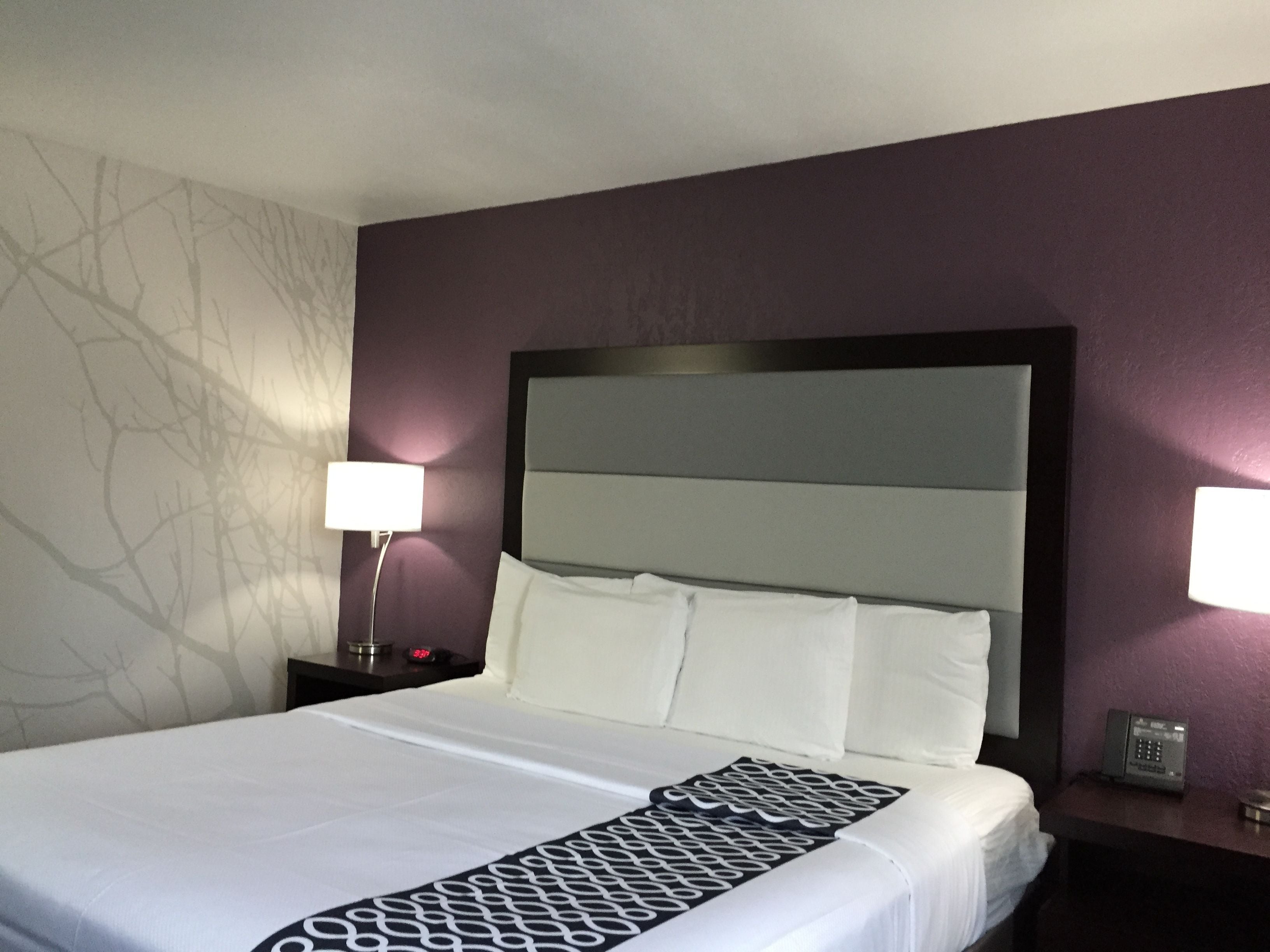 king bed, non smoking, refrigerator & microwave | premium bedding, desk, blackout curtains, iron/ironing board