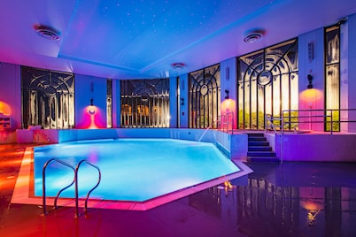 Crowne Plaza Gerrards Cross by IHG