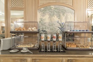 Buffet - Doria Grand Hotel (Milan)
