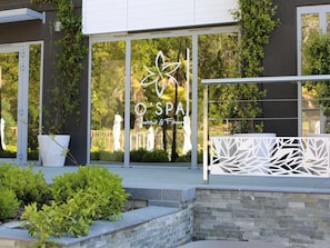 علاجات للجسم، جلسات للعناية بالوجه، 2 غرفة معالجة