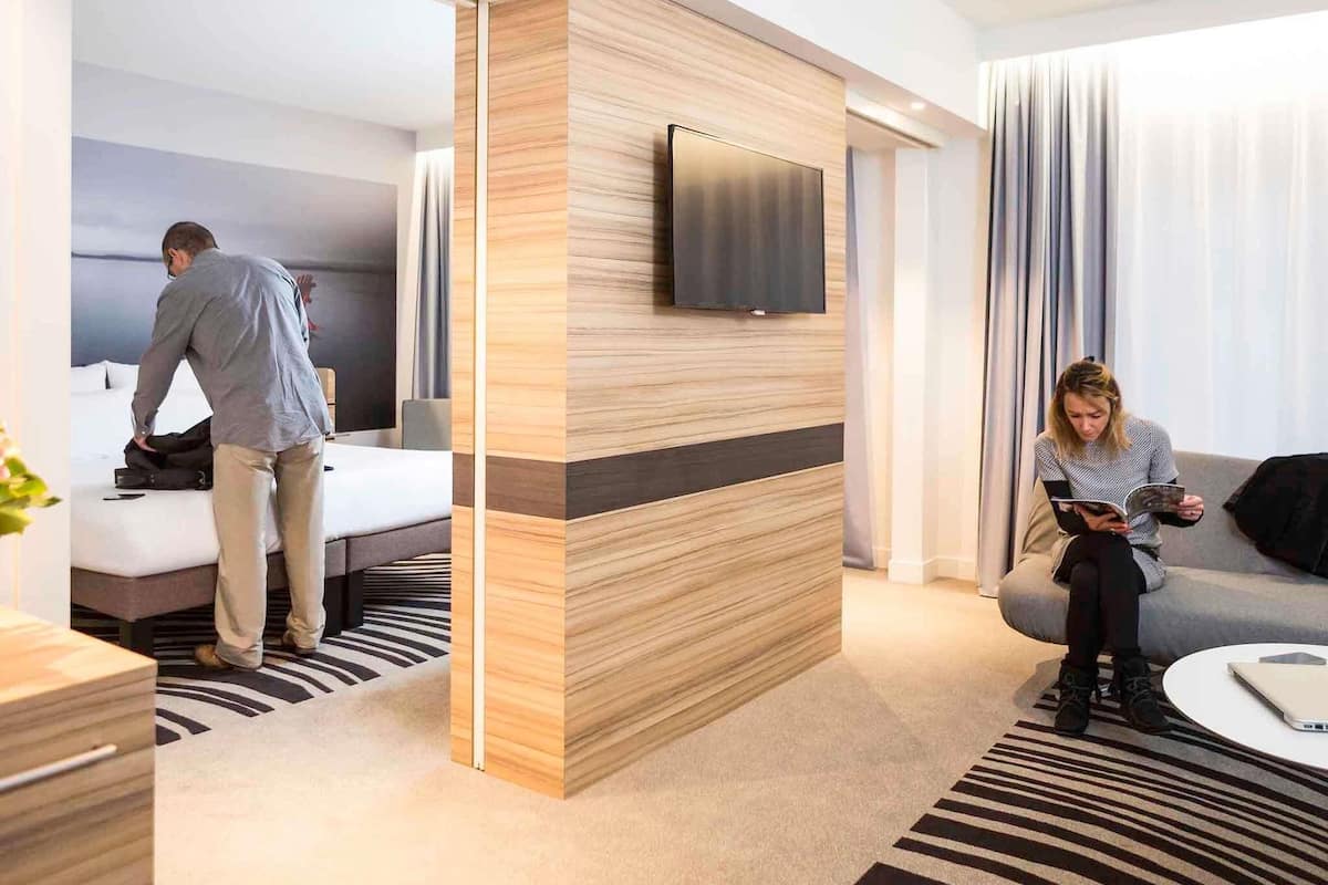 Superior Suite, 1 Double Bed with Sofa bed | Minibar, in-room safe, desk, blackout drapes