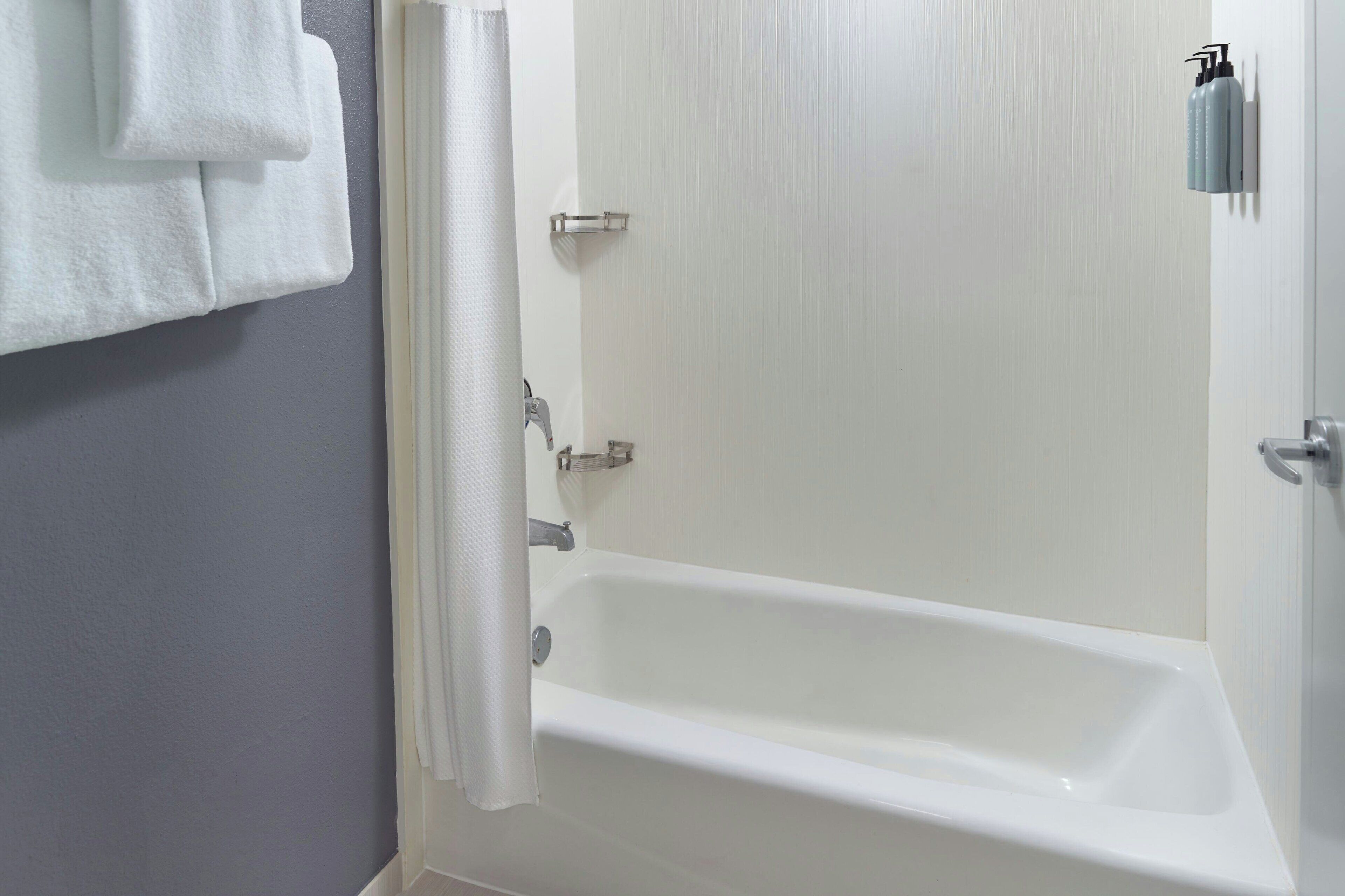 room, 1 king bed with sofa bed | bathroom | combined shower/bathtub, free toiletries, hair dryer, towels