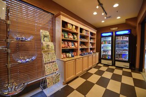 Snack bar