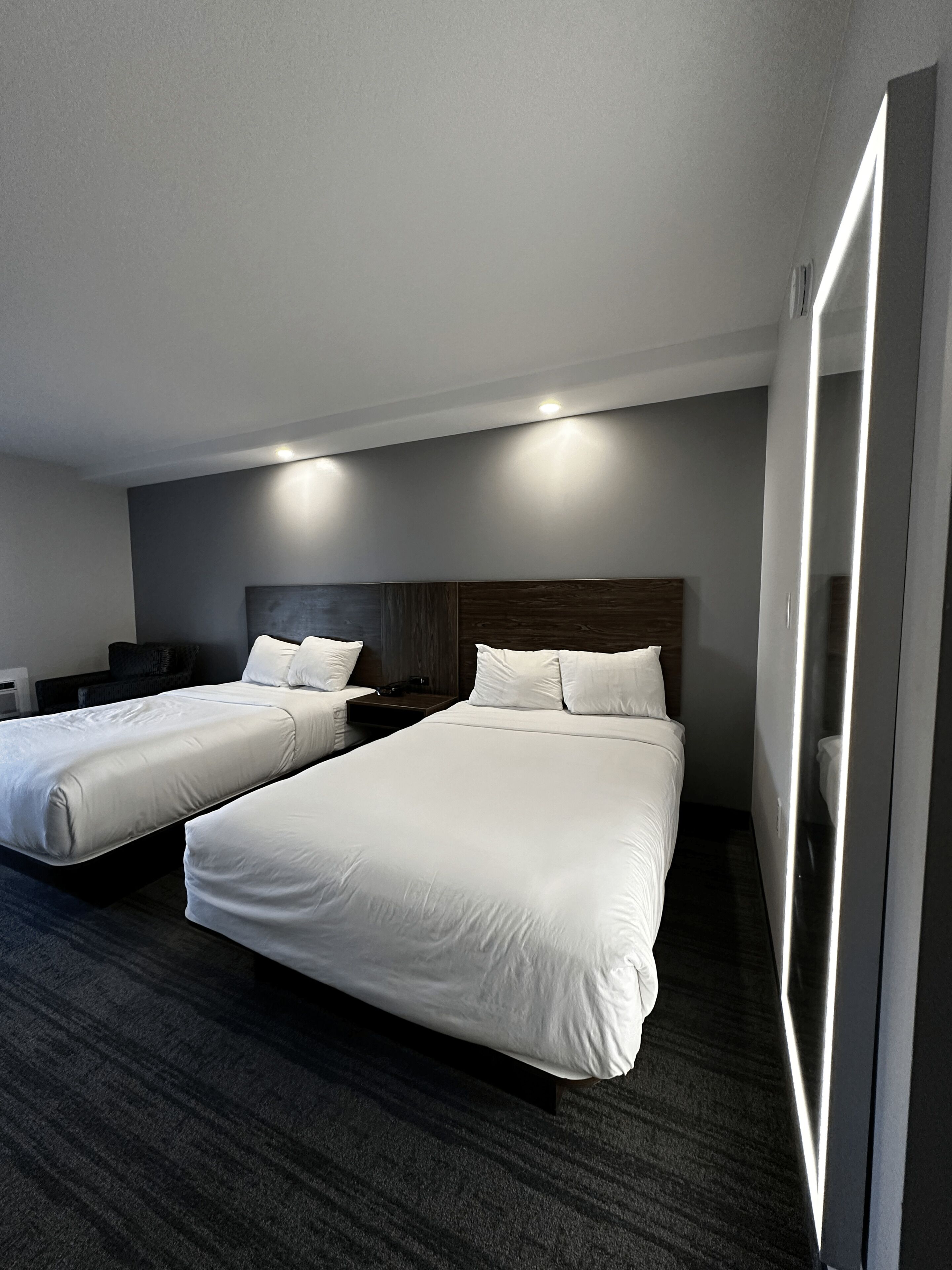 Basic Room, 2 Double Beds, Non Smoking | Hypo-allergenic bedding, pillowtop beds, in-room safe