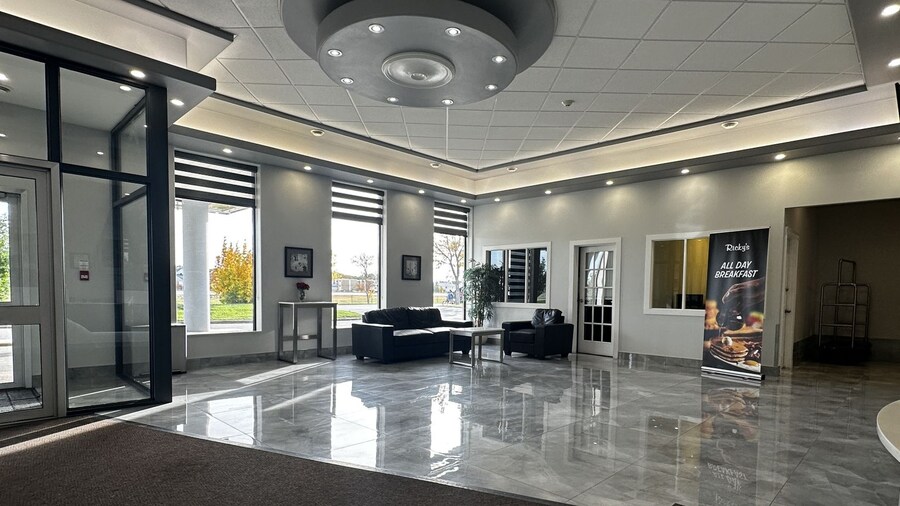 Travelodge by Wyndham Regina