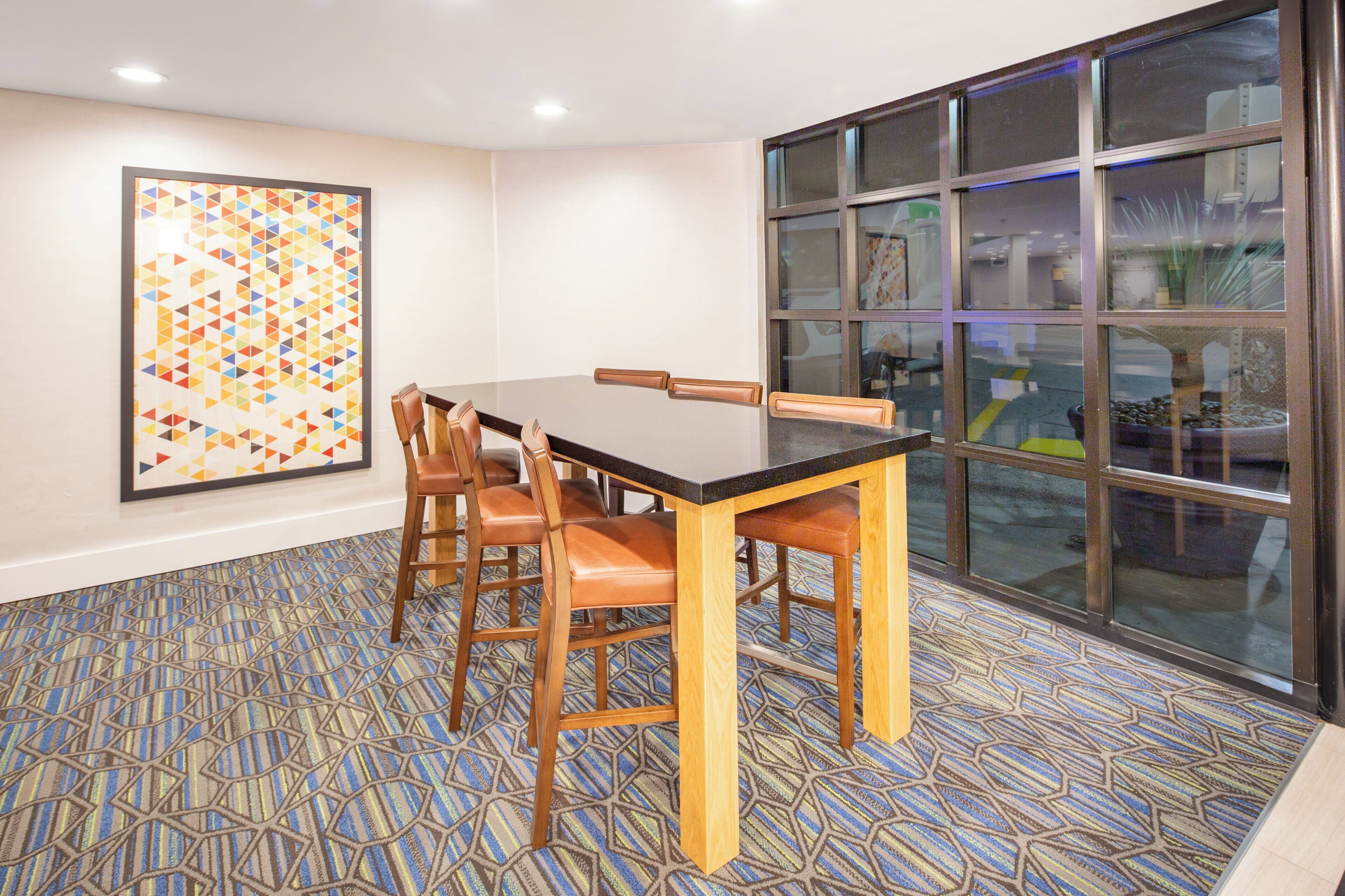 Photo - Holiday Inn Express San Diego Airport - Old Town by IHG