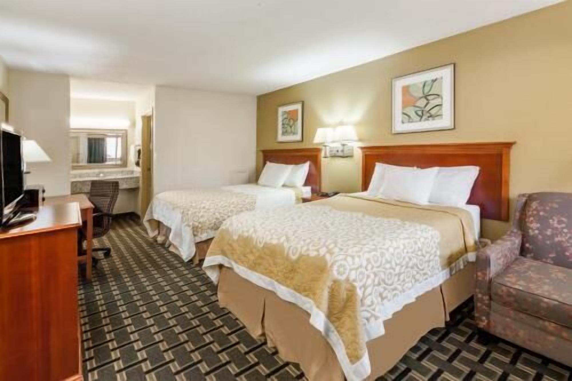 In-room safe, desk, laptop workspace, soundproofing