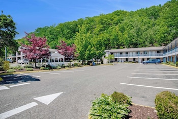 Americas Best Value Inn Torrington CT