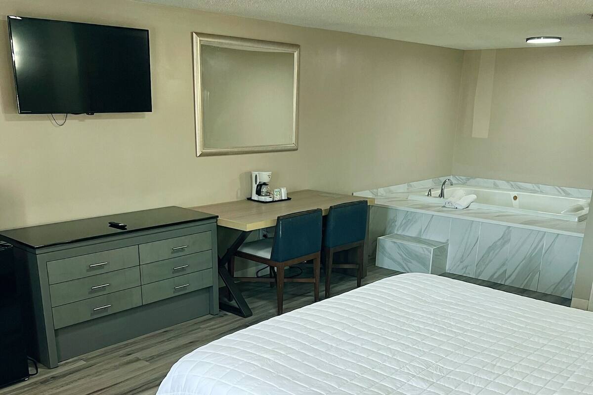 高級寢具、羽絨被、Select Comfort 床墊、客房內保險箱