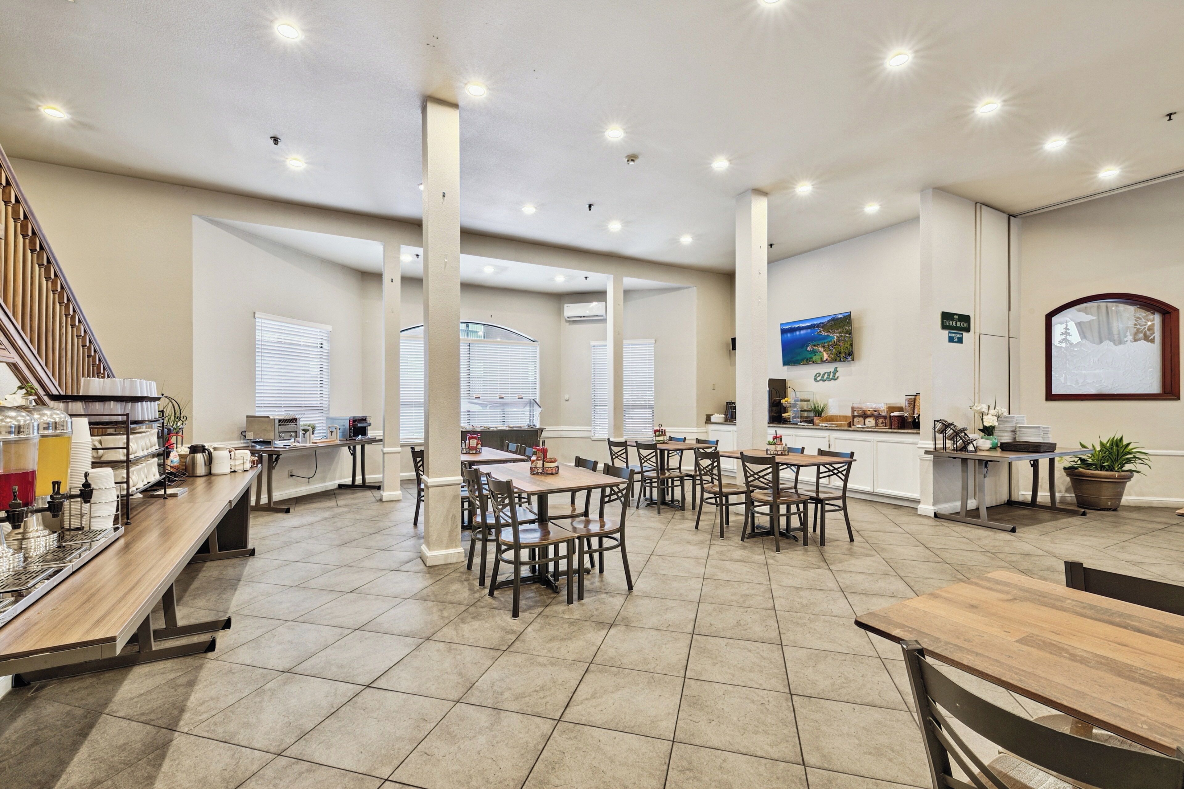 Free daily buffet breakfast