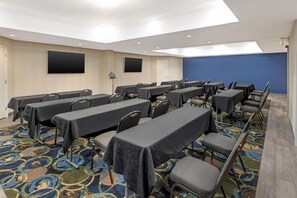 Business centre - Best Western Plus Miamisburg-Dayton Suites, Banquets & Hotel (Miamisburg)