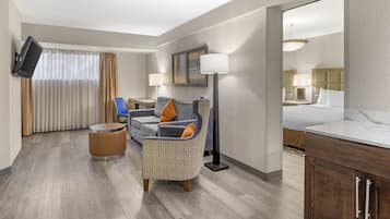 Suite, 2 Double Beds, Non Smoking | Hypo-allergenic bedding, in-room safe, desk, laptop workspace