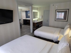 Suite, Multiple Beds, Non Smoking