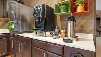 Desayuno buffet (con cargo) los días de semana