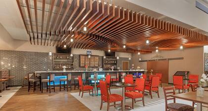 Best Western Plus Miamisburg-Dayton Suites, Banquets & Hotel