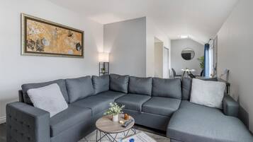 Executive Suite, 1 King Bed, Non Smoking | Down comforters, in-room safe, individually furnished, desk