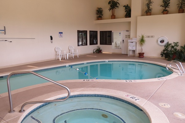 Bañera de hidromasaje interior