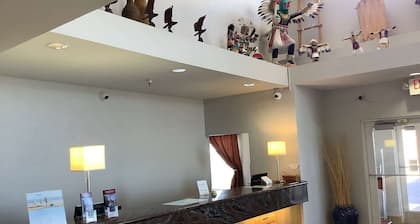 Baymont Inn & Suites by Wyndham