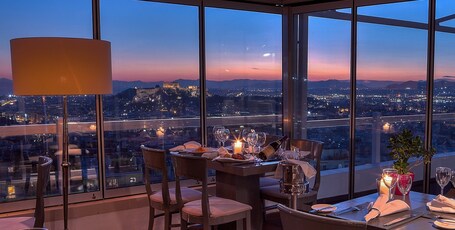 St George Lycabettus Hotel - Image 1