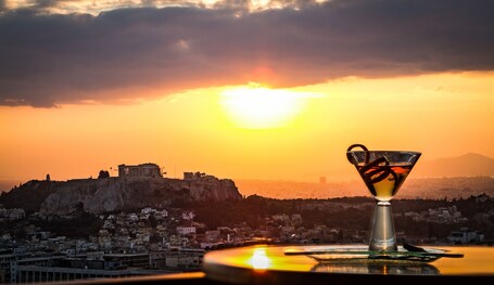 St George Lycabettus Hotel - Image 13