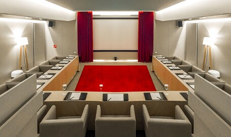 St George Lycabettus Hotel - Image 63