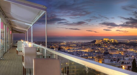 St George Lycabettus Hotel - Image 32