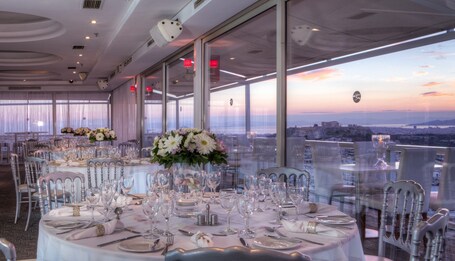 St George Lycabettus Hotel - Image 27