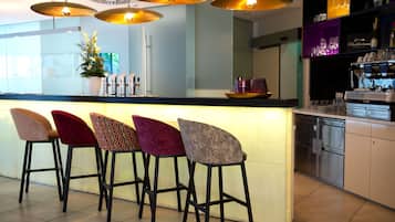 Lobby-Lounge