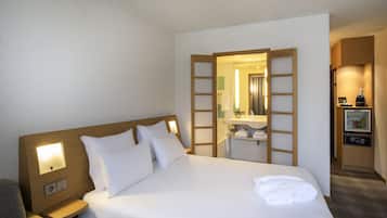 Executive-Zimmer, 1Â Queen-Bett und Schlafsofa | Minibar, Zimmersafe, Schreibtisch, laptopgeeigneter Arbeitsplatz