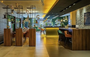 Frühstück, Mittagessen und Abendessen