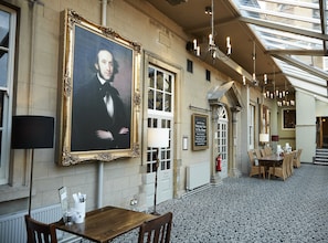 Restaurant - The Manor Hotel by Greene King Inns (Yeovil)