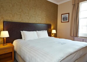Double Room | Desk, iron/ironing board, free WiFi